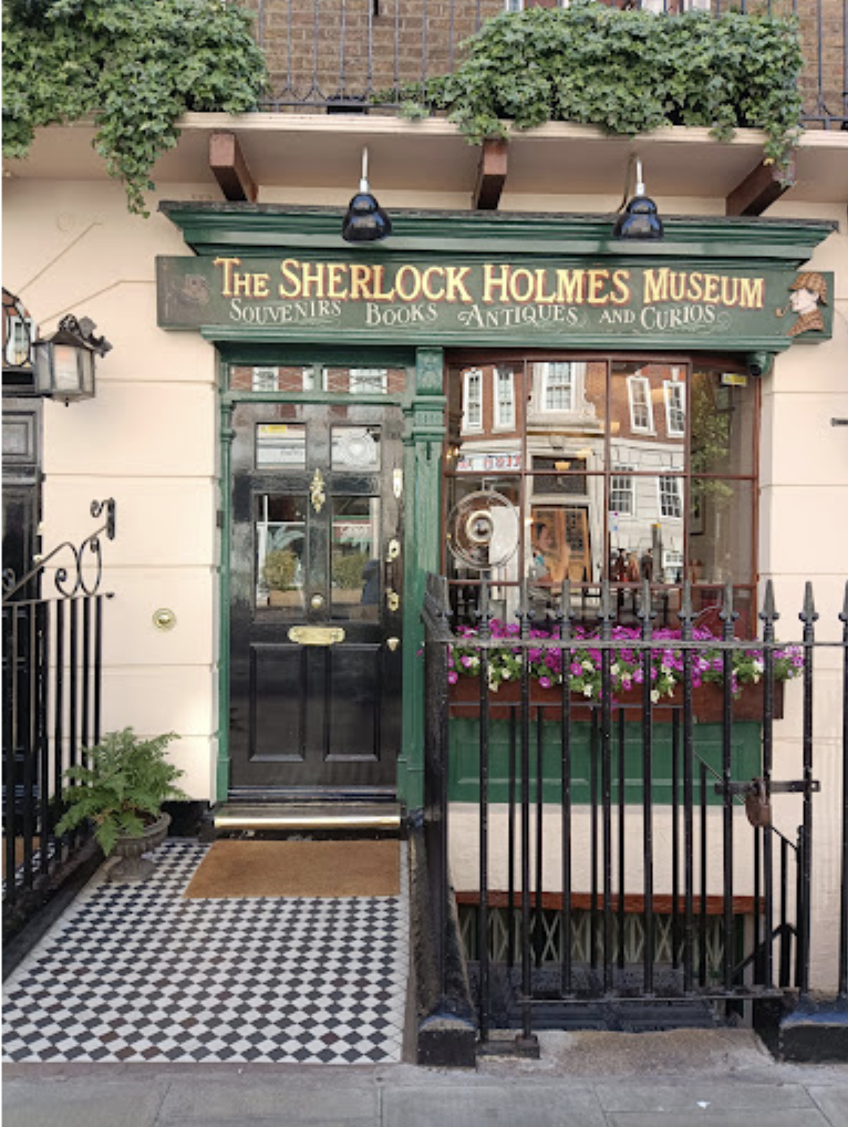 The Sherlock Holmes Museum store front
